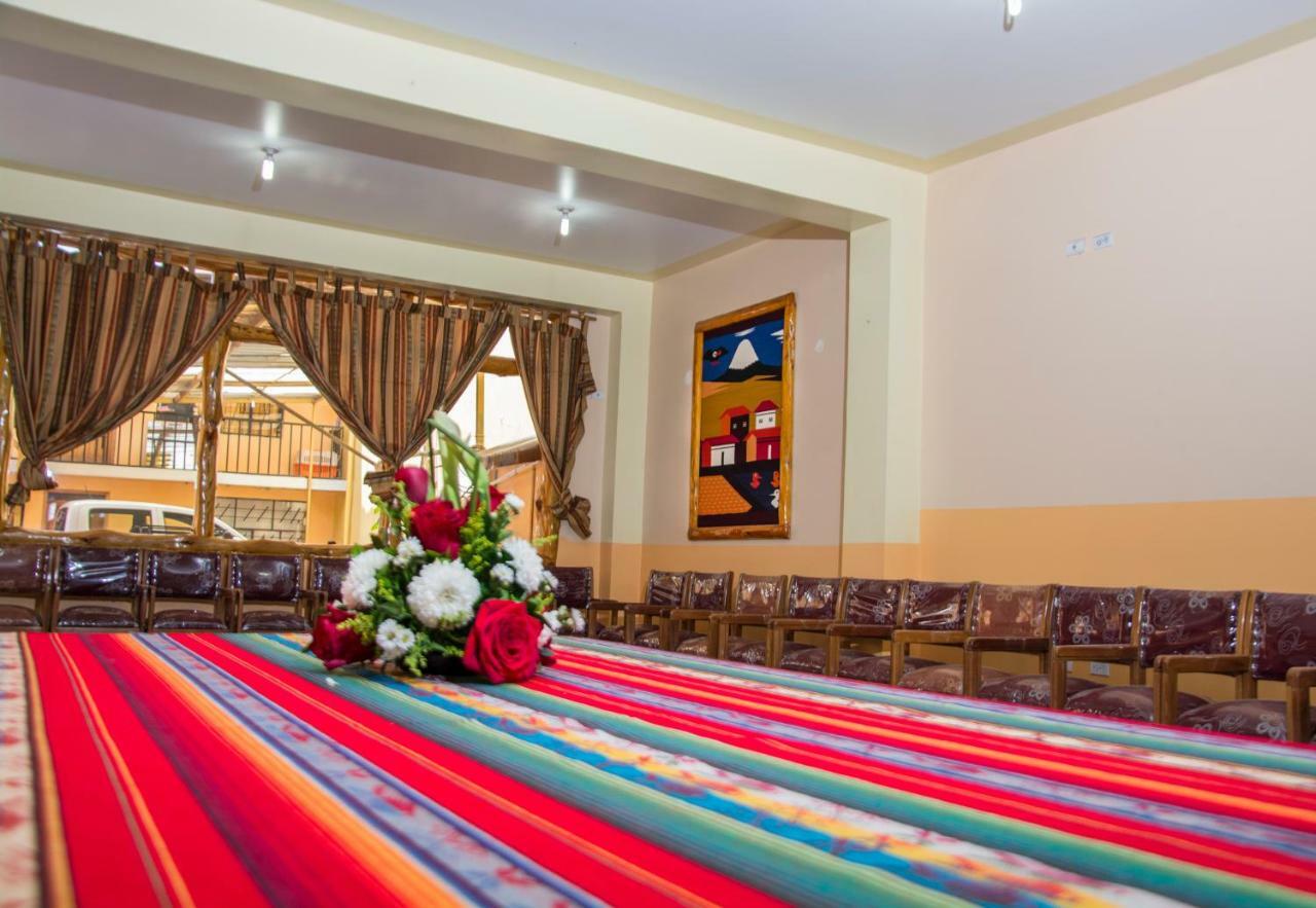 Hotel Santafe Inn Отавало Экстерьер фото