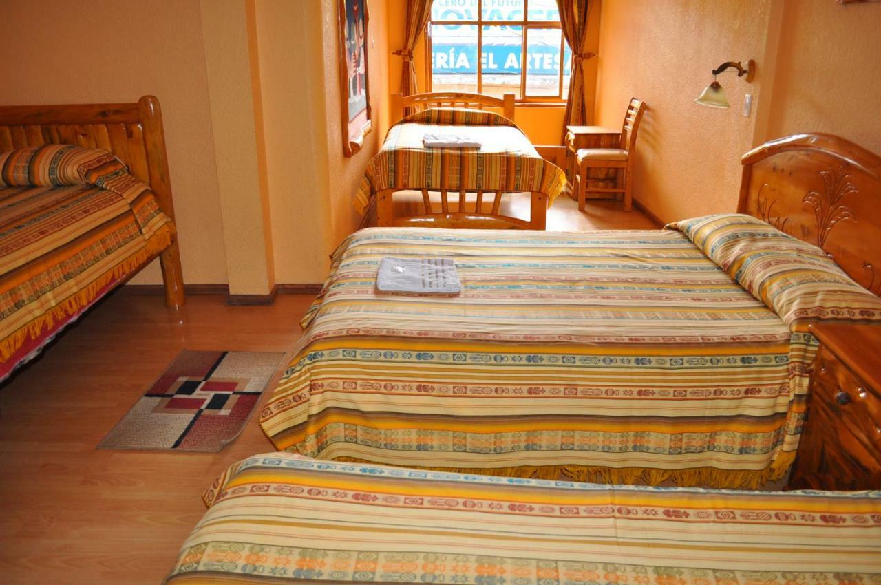 Hotel Santafe Inn Отавало Экстерьер фото