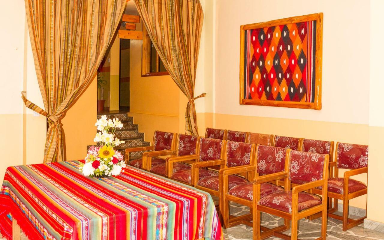 Hotel Santafe Inn Отавало Экстерьер фото
